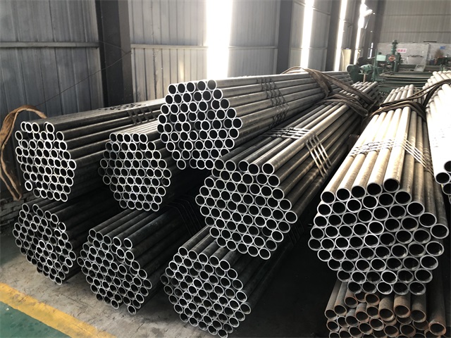 福州小口径厚壁无缝钢管